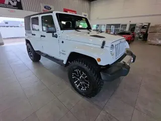 Jeep Wrangler Unlimited 2017 4x4 Sahara 4 puertas SUV