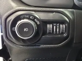 Jeep Wrangler Unlimited 2022 4x4 Sport 4 puertas SUV