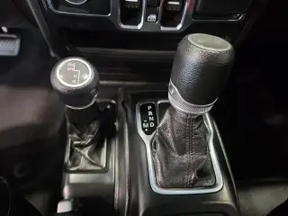 Jeep Wrangler Unlimited 2022 4x4 Sport 4 puertas SUV