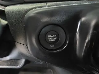 Jeep Wrangler 2023 4x4 Sahara 4 puertas SUV