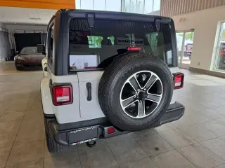 Jeep Wrangler 2023 4x4 Sahara 4 puertas SUV