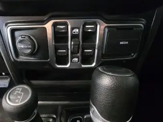 Jeep Wrangler Unlimited 2022 4x4 High Altitude 4 puertas SUV