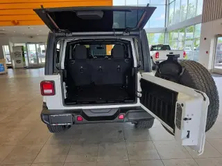 Jeep Wrangler Unlimited 2022 4x4 High Altitude 4 puertas SUV