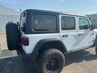 Jeep Wrangler Unlimited 2018 4x4 Rubicon 4 puertas SUV (liberación a mitad de año)