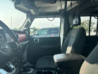 Jeep Wrangler Unlimited 2018 4x4 Rubicon 4 puertas SUV (liberación a mitad de año)