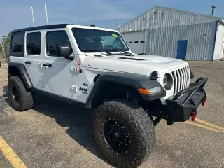 Jeep Wrangler Unlimited 2018 4x4 Rubicon 4 puertas SUV (liberación a mitad de año)