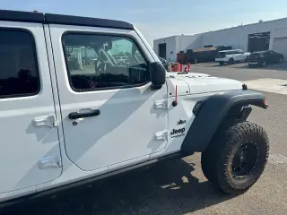 Jeep Wrangler Unlimited 2018 4x4 Rubicon 4 puertas SUV (liberación a mitad de año)