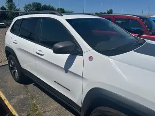 Jeep Cherokee 2018 4x4 Trailhawk Plus 4 puertas SUV