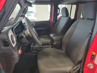 Jeep Wrangler 2024 4x4 Sahara 4 puertas SUV