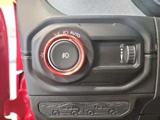 Jeep Wrangler 2024 4x4 Sahara 4 puertas SUV