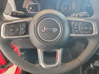 Jeep Wrangler 2024 4x4 Sahara 4 puertas SUV