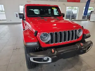 Jeep Wrangler 2024 4x4 Sahara 4 puertas SUV
