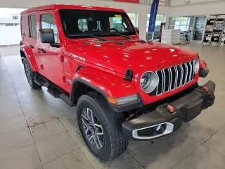 Jeep Wrangler 2024 4x4 Sahara 4 puertas SUV