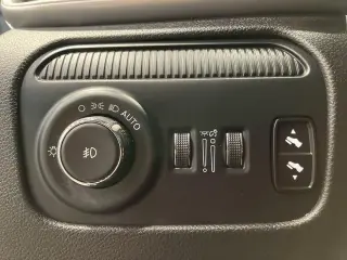 Jeep Wagoneer 2024 Serie 4x4 III 4 puertas SUV