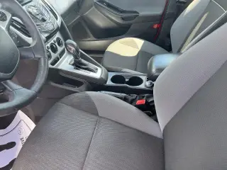 Ford Focus 2013 SE 4 puertas Sedan