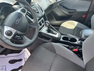 Ford Focus 2013 SE 4 puertas Sedan
