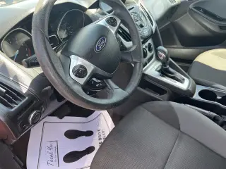 Ford Focus 2013 SE 4 puertas Sedan