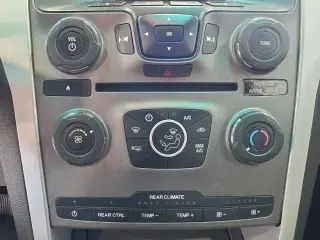 Ford Explorer 2015 Base 4 puertas SUV