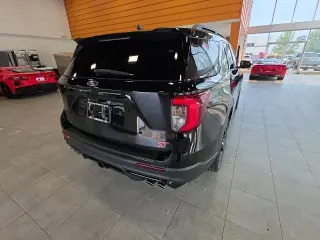 Ford Explorer 2023 AWD ST 4 puertas SUV