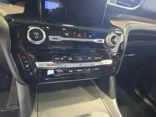 Ford Explorer 2023 AWD Platinum 4 puertas SUV
