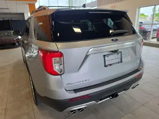 Ford Explorer 2023 AWD Platinum 4 puertas SUV