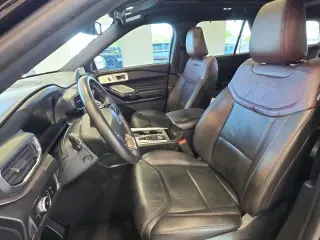 Ford Explorer 2023 AWD Platinum 4 puertas SUV