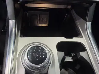 Ford Explorer 2023 AWD Platinum 4 puertas SUV