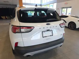 Ford Escape 2022 AWD S 4 puertas SUV