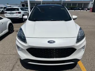 Ford Escape 2020 AWD Titanium 4 puertas SUV