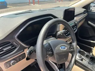 Ford Escape 2020 AWD Titanium 4 puertas SUV