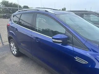 Ford Escape 2016 AWD Titanium 4 puertas SUV