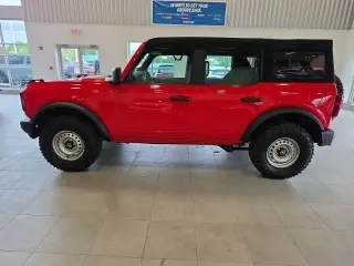 Ford Bronco 2023 4x4 Base 4 puertas SUV