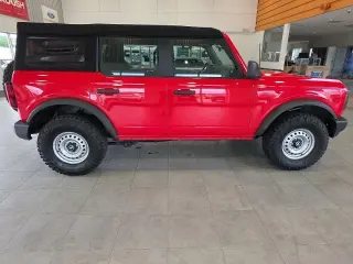 Ford Bronco 2023 4x4 Base 4 puertas SUV