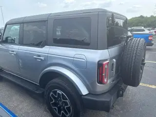 Ford Bronco 2024 4x4 Outer Banks 4 puertas SUV