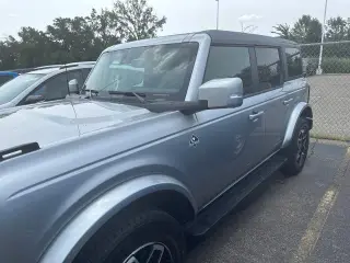 Ford Bronco 2024 4x4 Outer Banks 4 puertas SUV