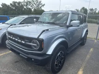 Ford Bronco 2024 4x4 Outer Banks 4 puertas SUV