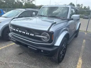 Ford Bronco 2024 4x4 Outer Banks 4 puertas SUV