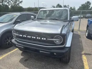 Ford Bronco 2024 4x4 Outer Banks 4 puertas SUV