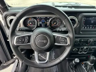 Jeep Wrangler Unlimited 2019 4x4 Sahara 4 puertas SUV