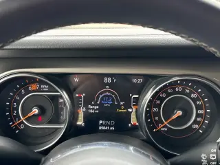 Jeep Wrangler Unlimited 2019 4x4 Sahara 4 puertas SUV