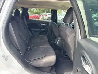 Jeep Cherokee 2016 Latitude 4 puertas SUV