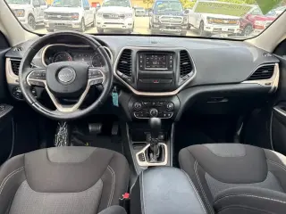 Jeep Cherokee 2016 Latitude 4 puertas SUV
