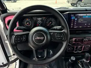 Jeep Wrangler 2026 4x4 Sport 4 puertas SUV