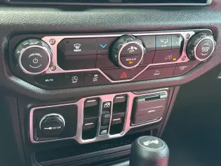 Jeep Wrangler 2026 4x4 Sport 4 puertas SUV
