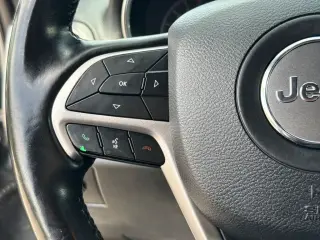 Jeep Grand Cherokee 2020 4x4 Laredo 4 puertas SUV