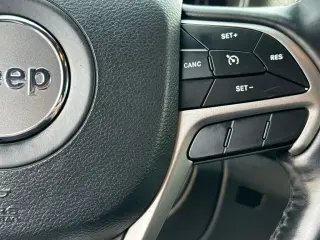 Jeep Grand Cherokee 2020 4x4 Laredo 4 puertas SUV