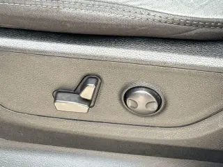 Ram 1500 2022 4x2 Big Horn 4 puertas Cabina Crew 5.6 ft. Pickup SB