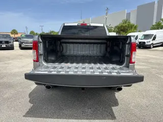 Ram 1500 2022 4x2 Big Horn 4 puertas Cabina Crew 5.6 ft. Pickup SB