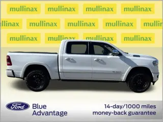 Ram 1500 2022 4x4 Limited 4 puertas Cabina Crew 5.6 pies. Caja corta Pickup