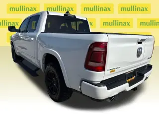 Ram 1500 2022 4x4 Limited 4 puertas Cabina Crew 5.6 pies. Caja corta Pickup
